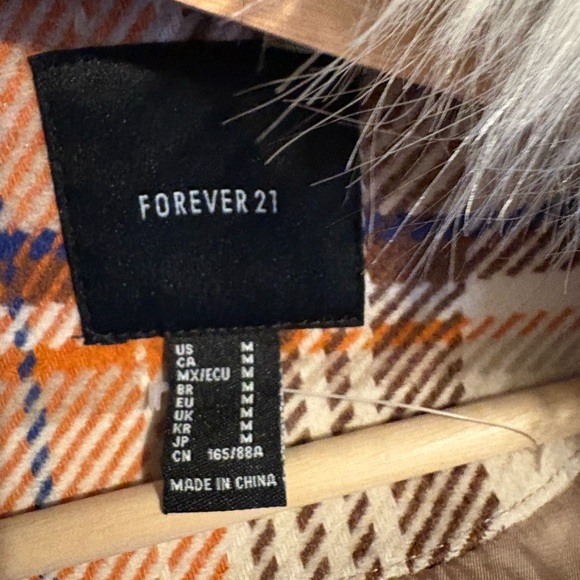 Forever 21 Plaid Coat with Faux Fur Collar – Size M - Picture 3 of 3